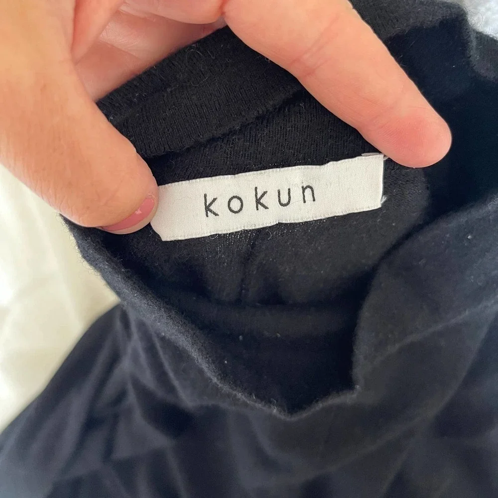 Kokun Women's Black Bamboo Cashmere Blend Mock Neck Pullover Sweater Size Small